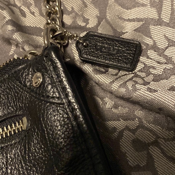 Coach Mickie crossbody, black grain leather and silver hardware - Picture 7 of 10